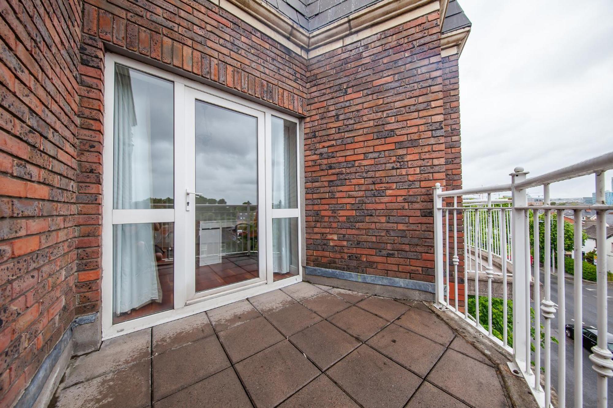 Spacious 2 Bedroom Close To Centre Dublin